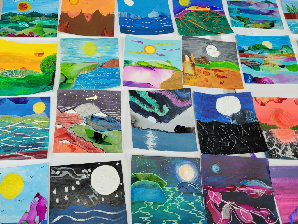 Des oeuvres produites dans le cadre des ateliers. Photo : Ville d’Amos 